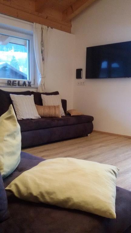 Appartement Haus Petra ลีโอกัง ภายนอก รูปภาพ
