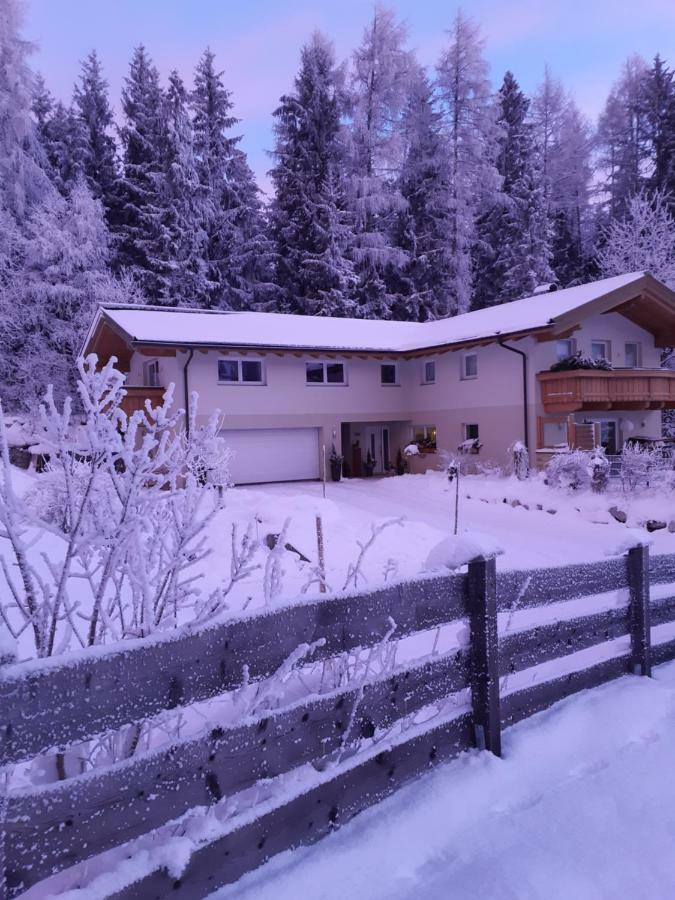 Appartement Haus Petra ลีโอกัง ภายนอก รูปภาพ
